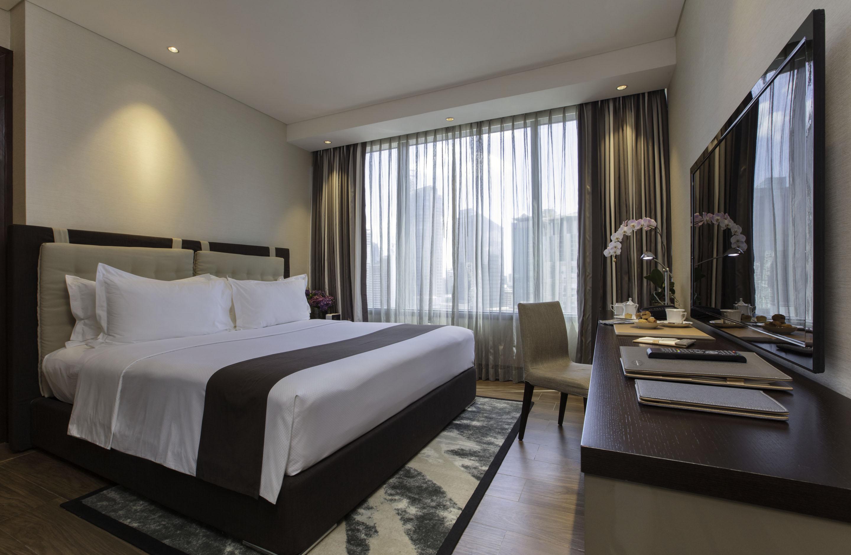 Makati Diamond Residences Makati City Exterior photo Deluxe Room